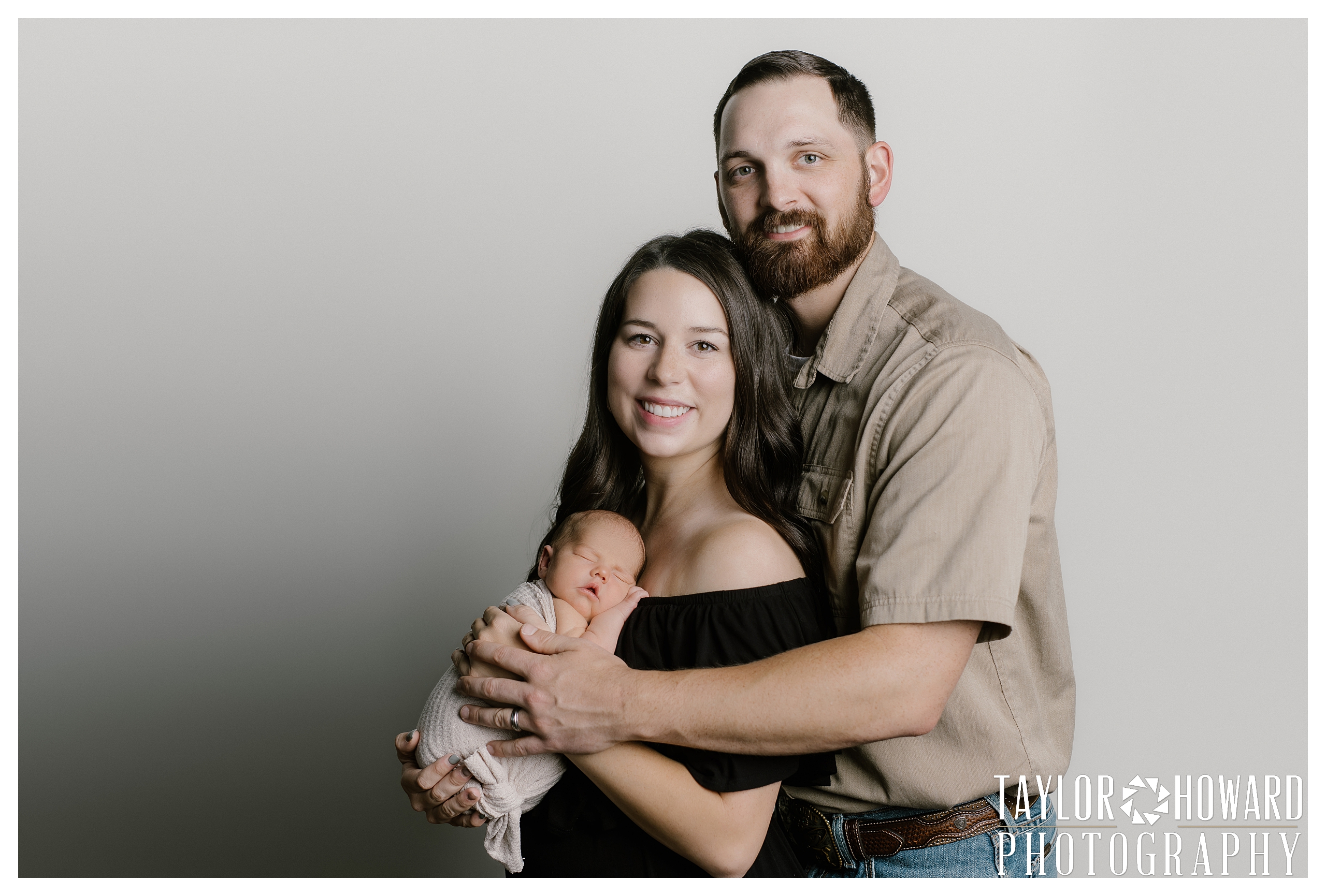 Newborn and Family Photographer - Central Arkansas